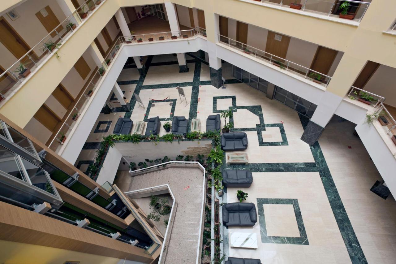 Luna Beach Hotel Golden Sands Exterior photo
