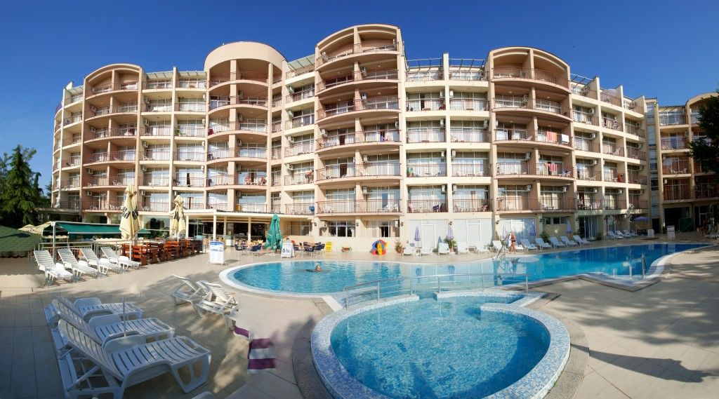 Luna Beach Hotel Golden Sands Exterior photo