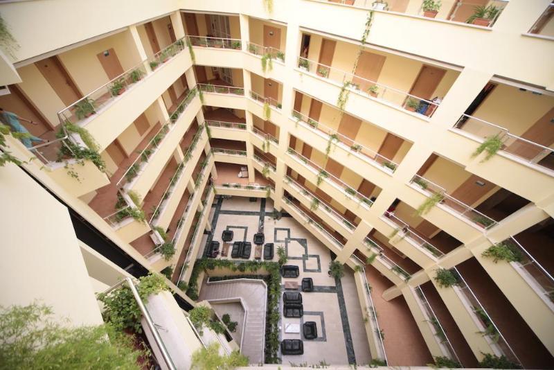 Luna Beach Hotel Golden Sands Exterior photo